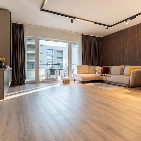 Apartmán Mohost Wood - With Balcony & Mountain View